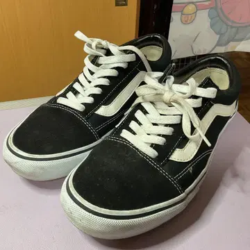 Vans 블랙/화이트 스니커즈