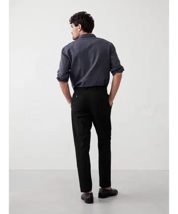 BANANA REPUBLIC 테일러드 핏 수트 팬츠