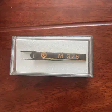 M 375 블랙 넥타이핀