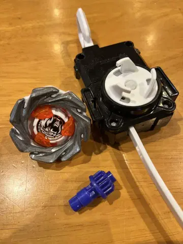 베이블레이드 X 런처 포함 세트