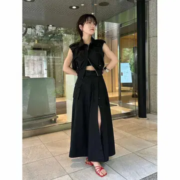 새상품 lily brown 웍스 숏 팬츠 2024 스나이델