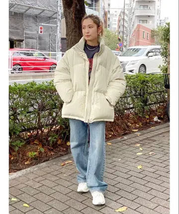Ungrid. 언그리드. 미들 기장 루즈 실루엣 다운. 아이보리 S