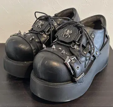 lunaly 스니커즈 지뢰