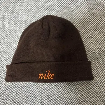 NIKE 비니 브라운 브라운