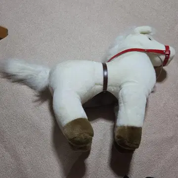포니 봉제 인형 빨간색 하네스 포함