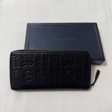 TOMMY HILFIGER 블랙 가죽 장지갑