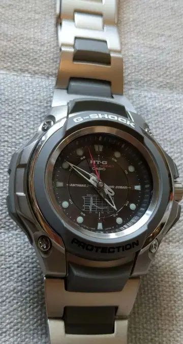 G-SHOCK MT-G 손목시계 GC-2000