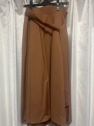 브라운 플레어 스커트