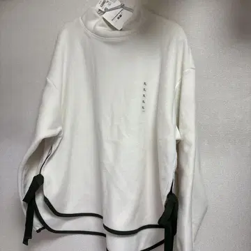유니클로 화이트 마운티니어링 플리스 새상품