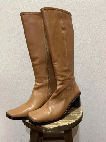 카멜 가죽 롱 부츠 힐 7cm 24cm