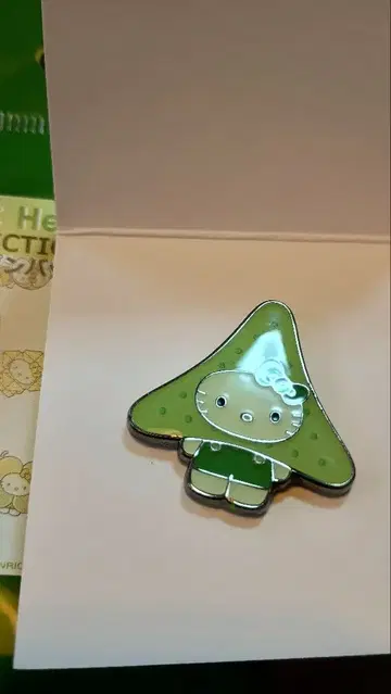 모키티 핀 배지 만박 일본관