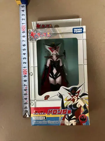 타카라토미 도론죠 피규어