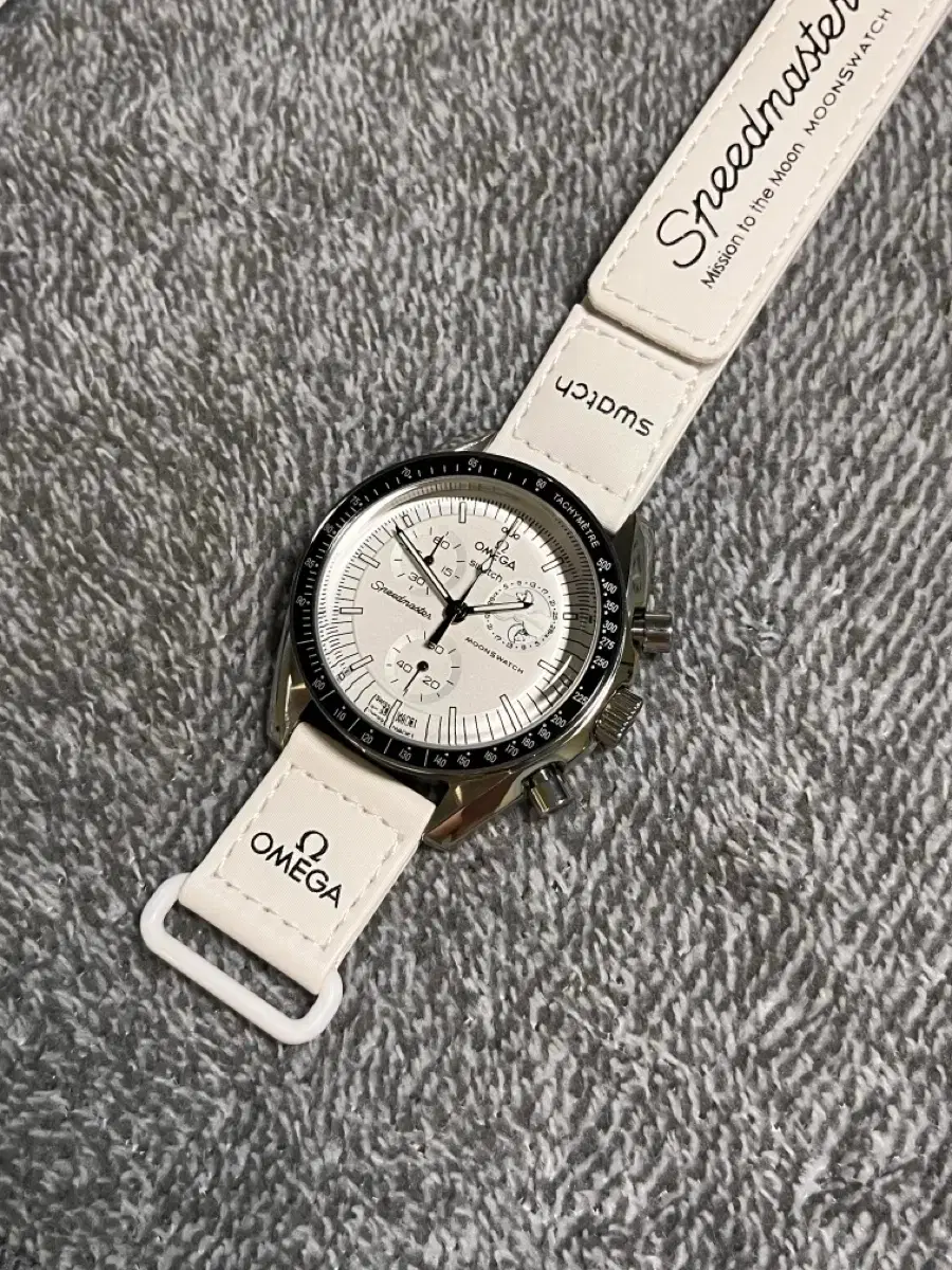 AliExpress MoonSwatch Snoopy White Metal Custom New Product #문