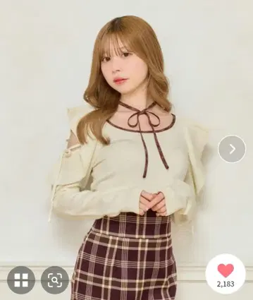 오픈 숄더 니트탑 apres jour