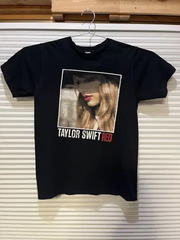 Taylor Swift RED TOUR 2013 티셔츠 M 구제 의류
