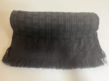 조르지오 아르마니 블랙 머플러
