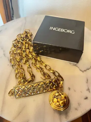 새상품급 INGEBORG 골드 체인 벨트
