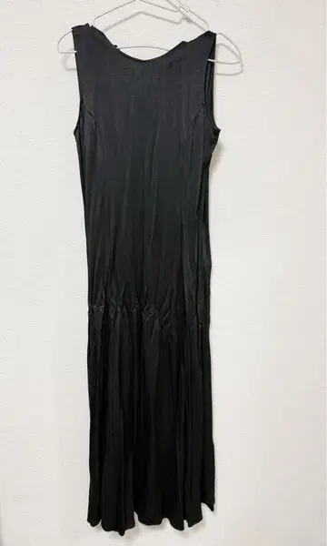 ZARA 블랙 슬리브리스 롱 드레스