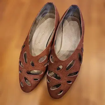 요건 레일 신발 23.5cm