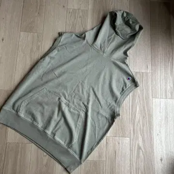 Champion 후드 부착 베스트 L