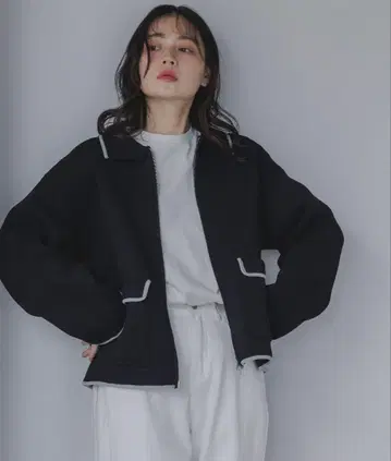 210nouve 스폰디쉬 배색 지퍼 니트 가디건