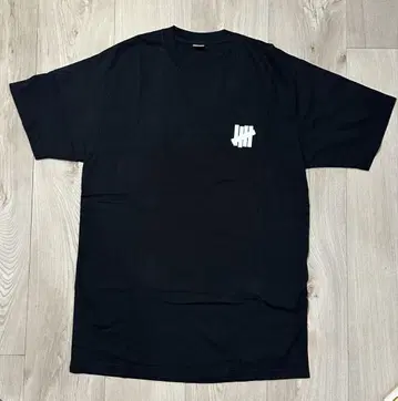 UNDEFEATED 블랙 T셔츠 M