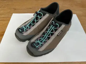 HI-TEC 스니커즈 24cm
