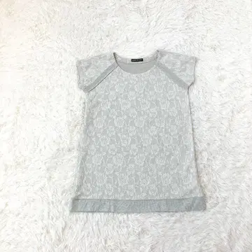 prendre un canon 프렌치 슬리브 튜닉 레이스 프린트