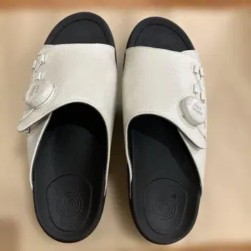 HEY POSE 샌들 헤이포즈 화이트 화이트 크림