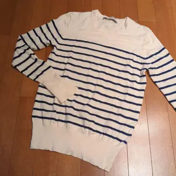 ZARA 보더 니트 소매 버튼