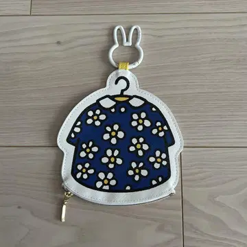 [ 익명 배송 ] 미피 전시회 70주년 한정판 다이컷 파우치 드레스