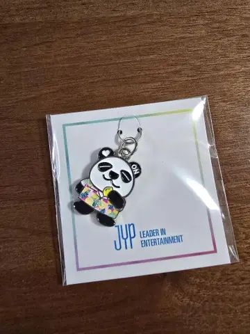 2PM 준케이 JYP 키링 참