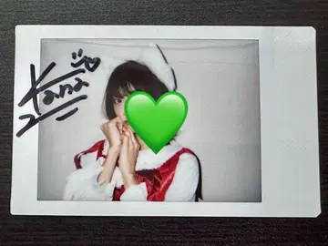 이타쿠라 카나 친필 사인 폴라로이드