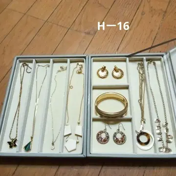 유품 생전 정리 액세서리 모음 골드 귀찌, 목걸이 팔찌