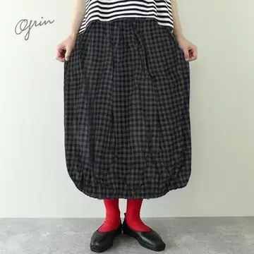 새상품 grin 그린 샤기 플란넬 깅엄 체크 벌룬 스커트