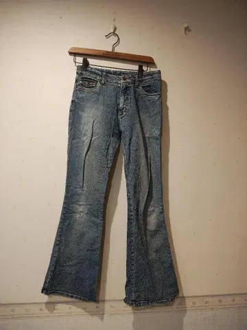 00s fairygrunge 부츠컷 데님 Y2K 슬림 레그 발길이 연출