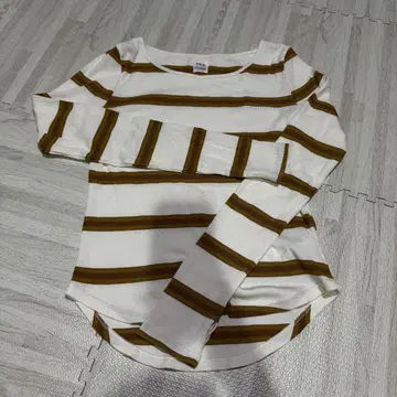 Ungrid 핏 롱 슬리브 Tee