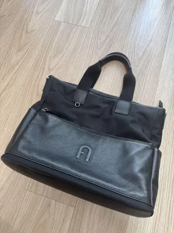[일요일 한정 초특가 할인] FURLA Man Urban 토트백 블랙