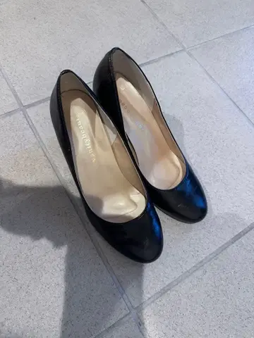Vanity beauty 블랙 플레인 펌프스 24cm 일본제