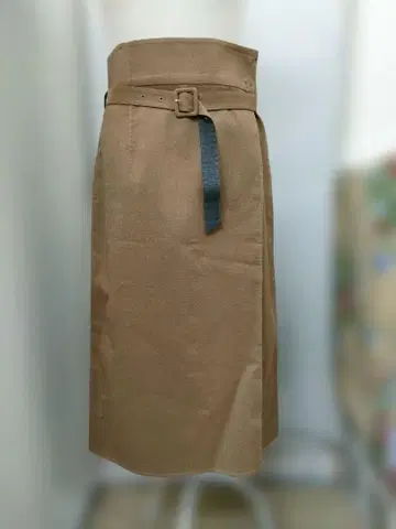 베이지 랩 스커트 브라운