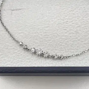 반돔 아오야마 pt 0.14ct 다이아 팔찌