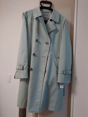 민트 그린 코트