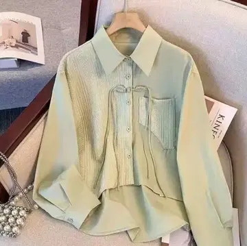 연한 녹색 텍스처 셔츠 긴팔