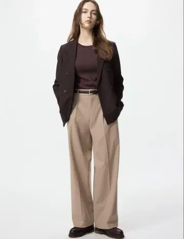 유니클로 턱 와이드 팬츠