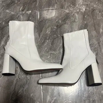 화이트 부츠 38사이즈 힐 약 8cm ZARA 레어