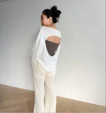 searoomlynn Back open 시어 티셔츠