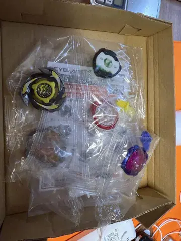 베이블레이드 X BEYBLADE X UX-15