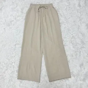 amgot 아암곳 드레이프 와이드 이지 팬츠 베이지