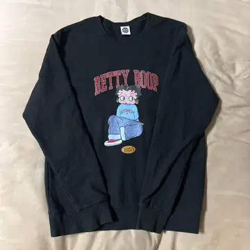 GISHER x BETTY BOOP 스웨트셔츠 블랙