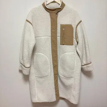 SIMPLICITE 보아 코트 화이트